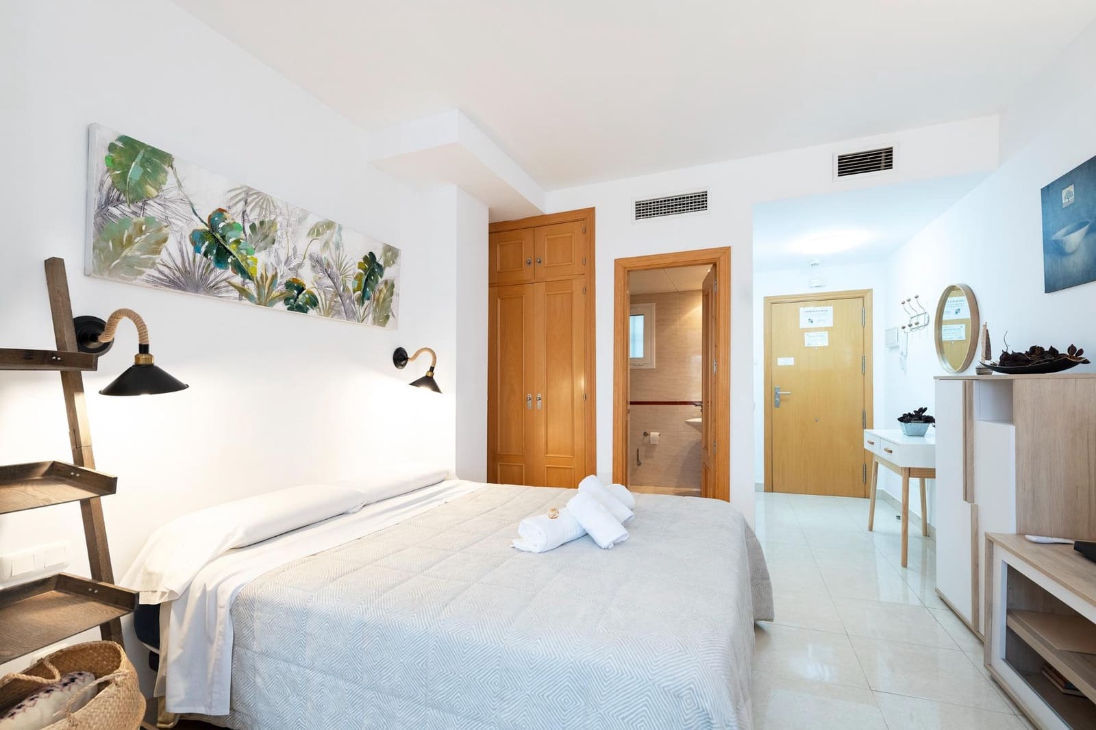 Studio for rent in Rincon de la Victoria - € 800 (Ref: 9303607)