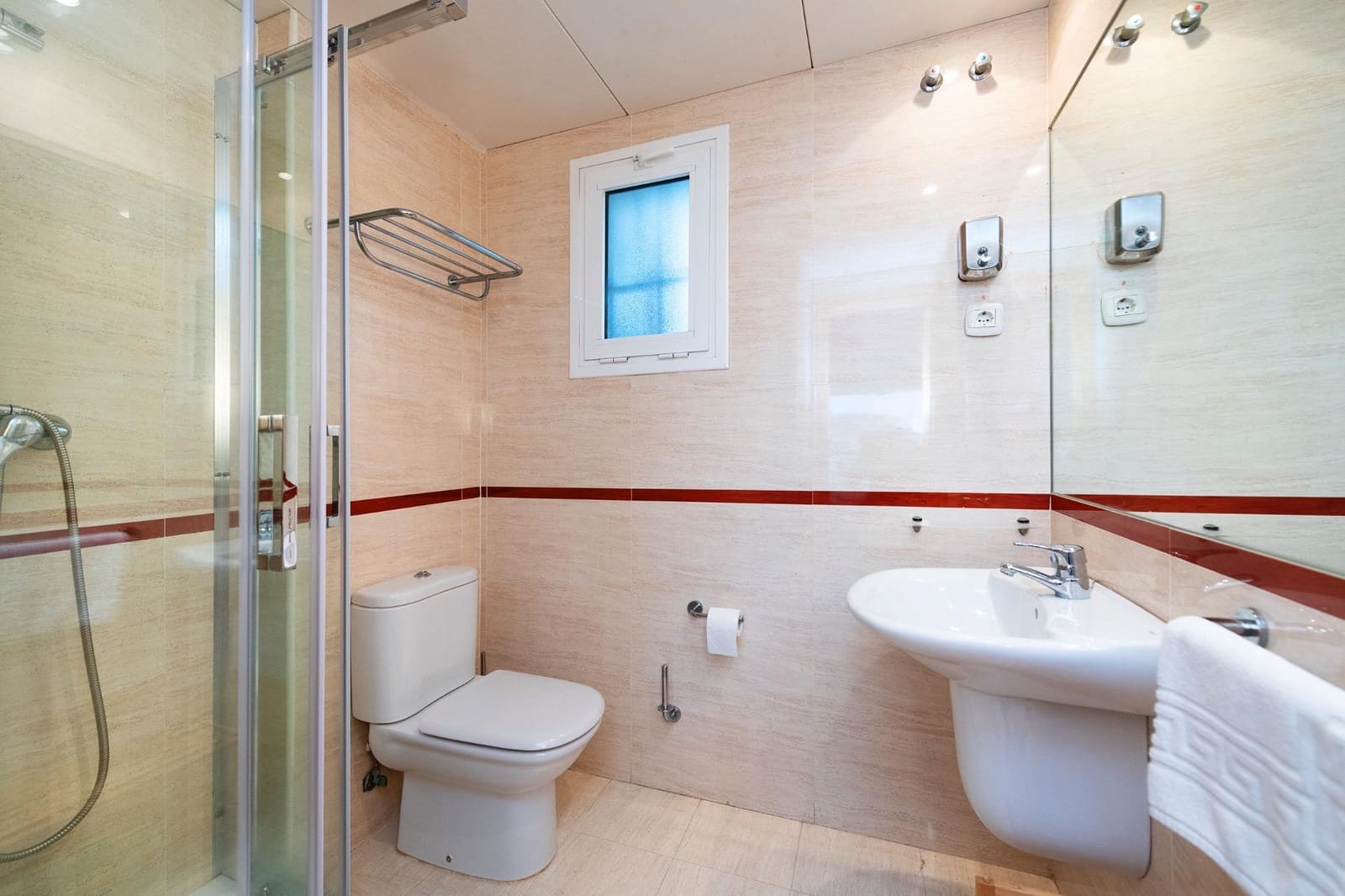 Studio na sprzedaż w Rincon de la Victoria z basenem - 210 000 € (Ref: 9312945)