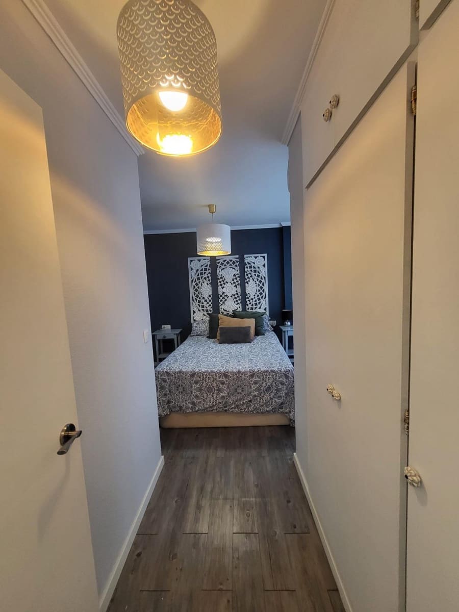 4 slaapkamer Rijtjeshuis te koop in Malaga stad met garage - € 425.000 (Ref: 9338113)