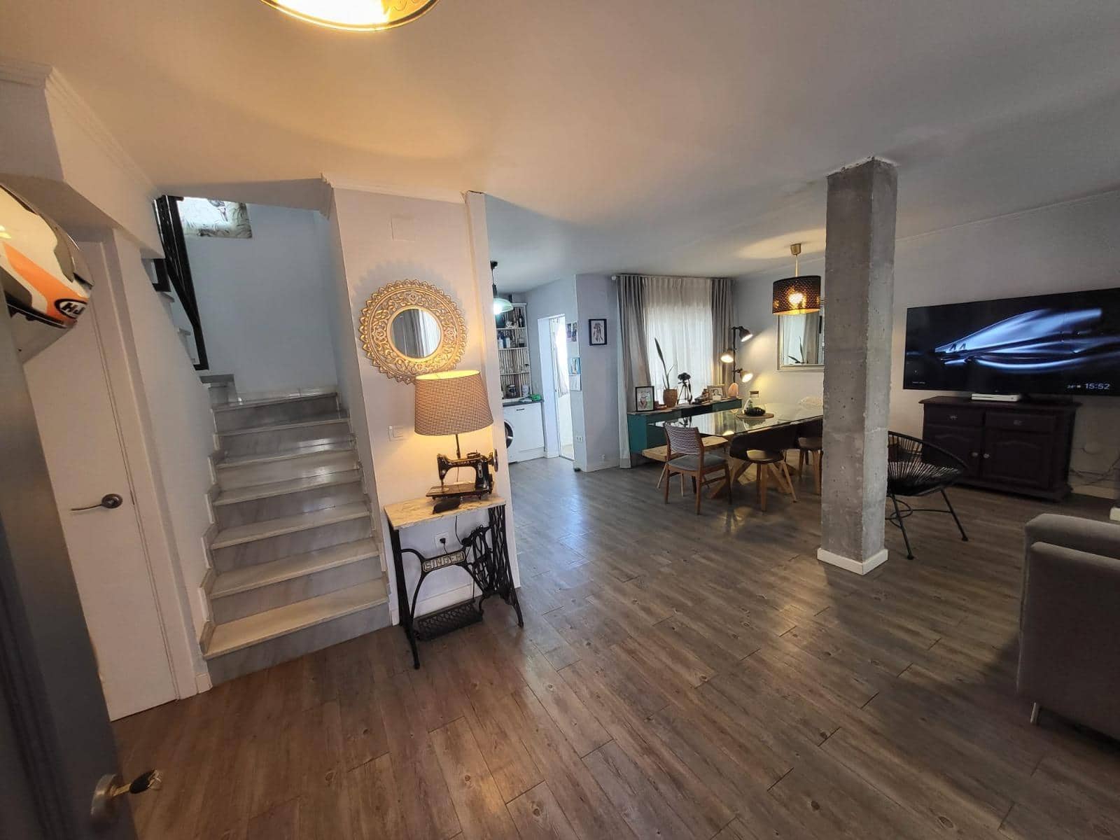 4 slaapkamer Rijtjeshuis te koop in Malaga stad met garage - € 425.000 (Ref: 9338113)