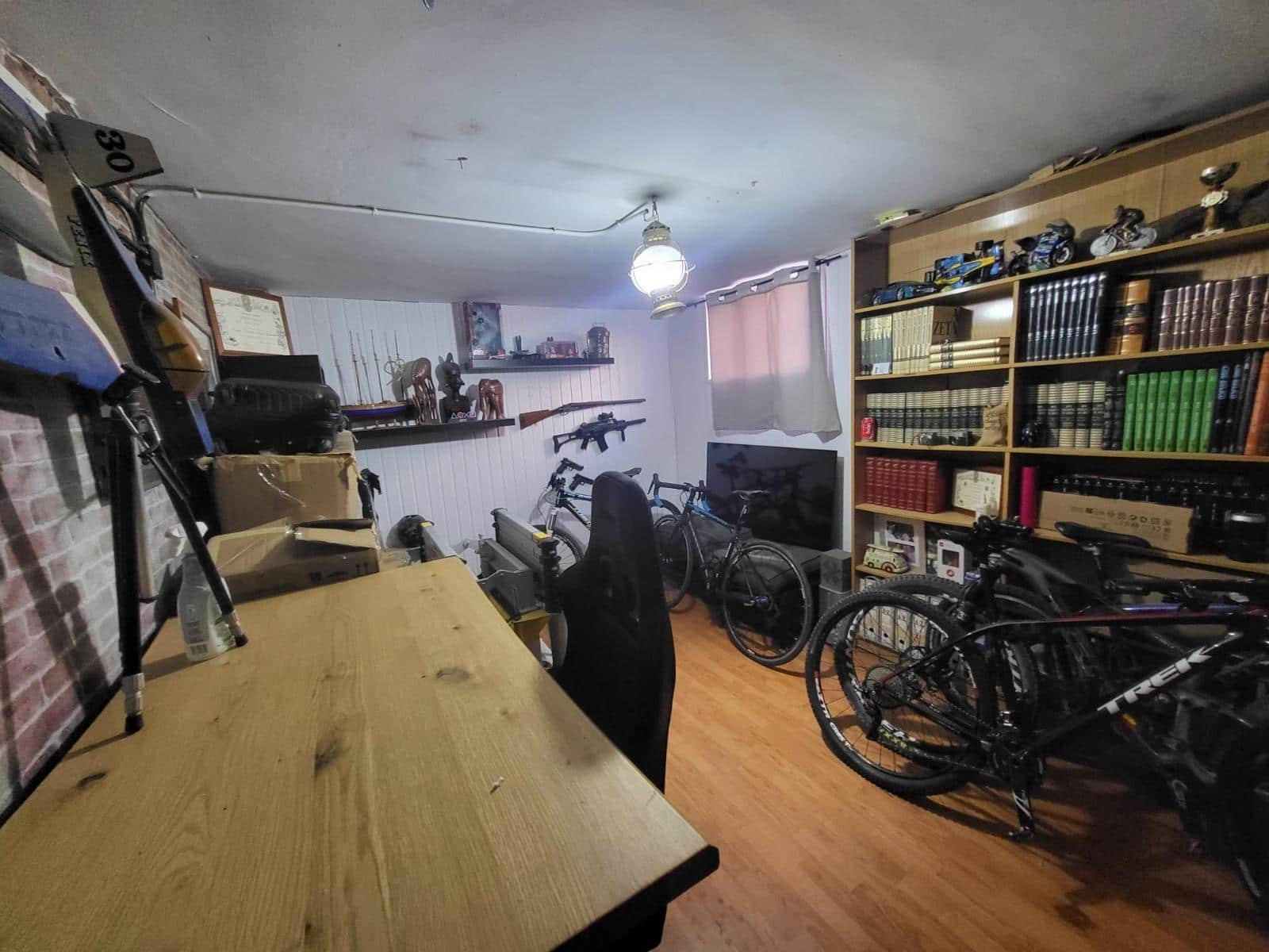 4 slaapkamer Rijtjeshuis te koop in Malaga stad met garage - € 425.000 (Ref: 9338113)