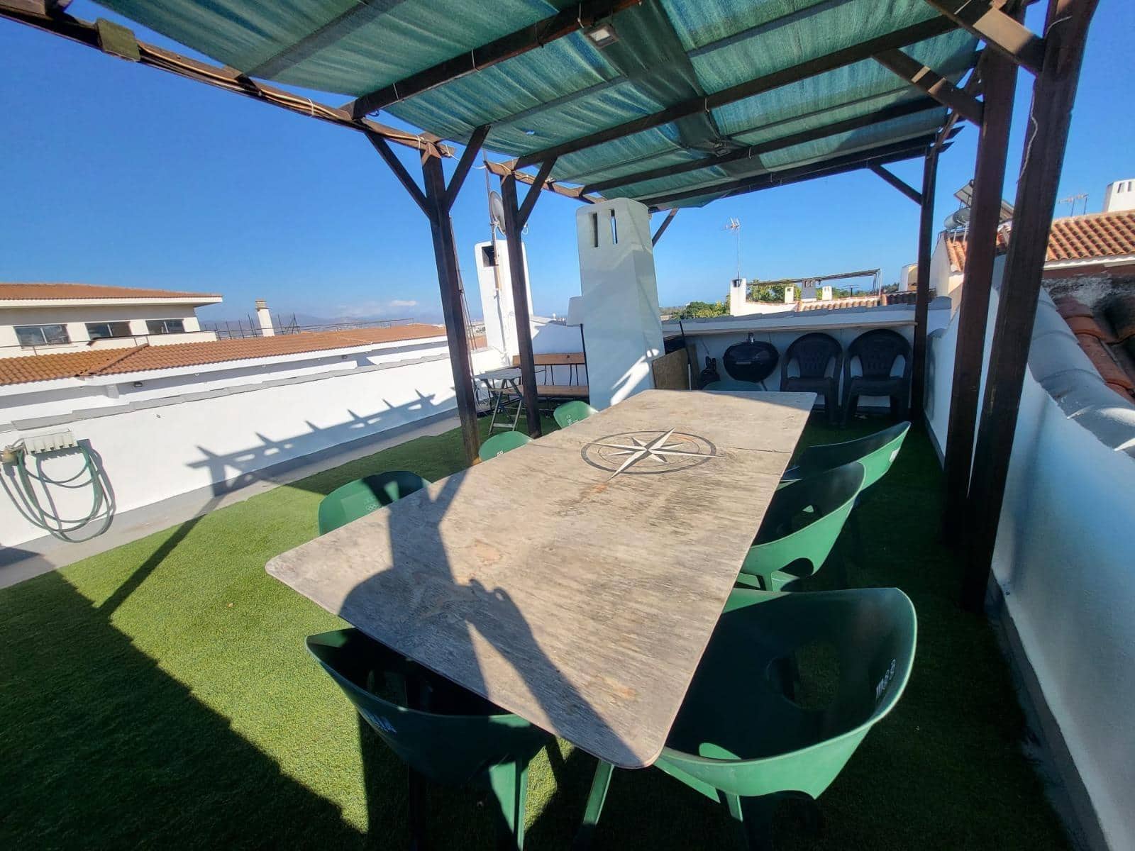 4 slaapkamer Rijtjeshuis te koop in Malaga stad met garage - € 425.000 (Ref: 9338113)