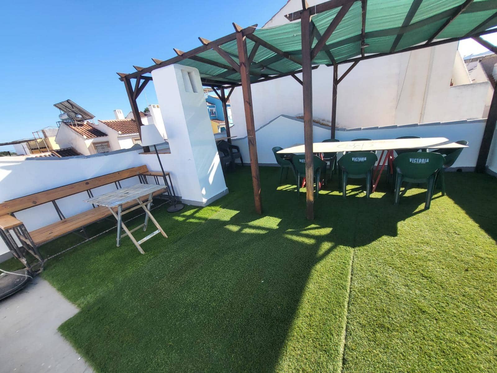 4 slaapkamer Rijtjeshuis te koop in Malaga stad met garage - € 425.000 (Ref: 9338113)