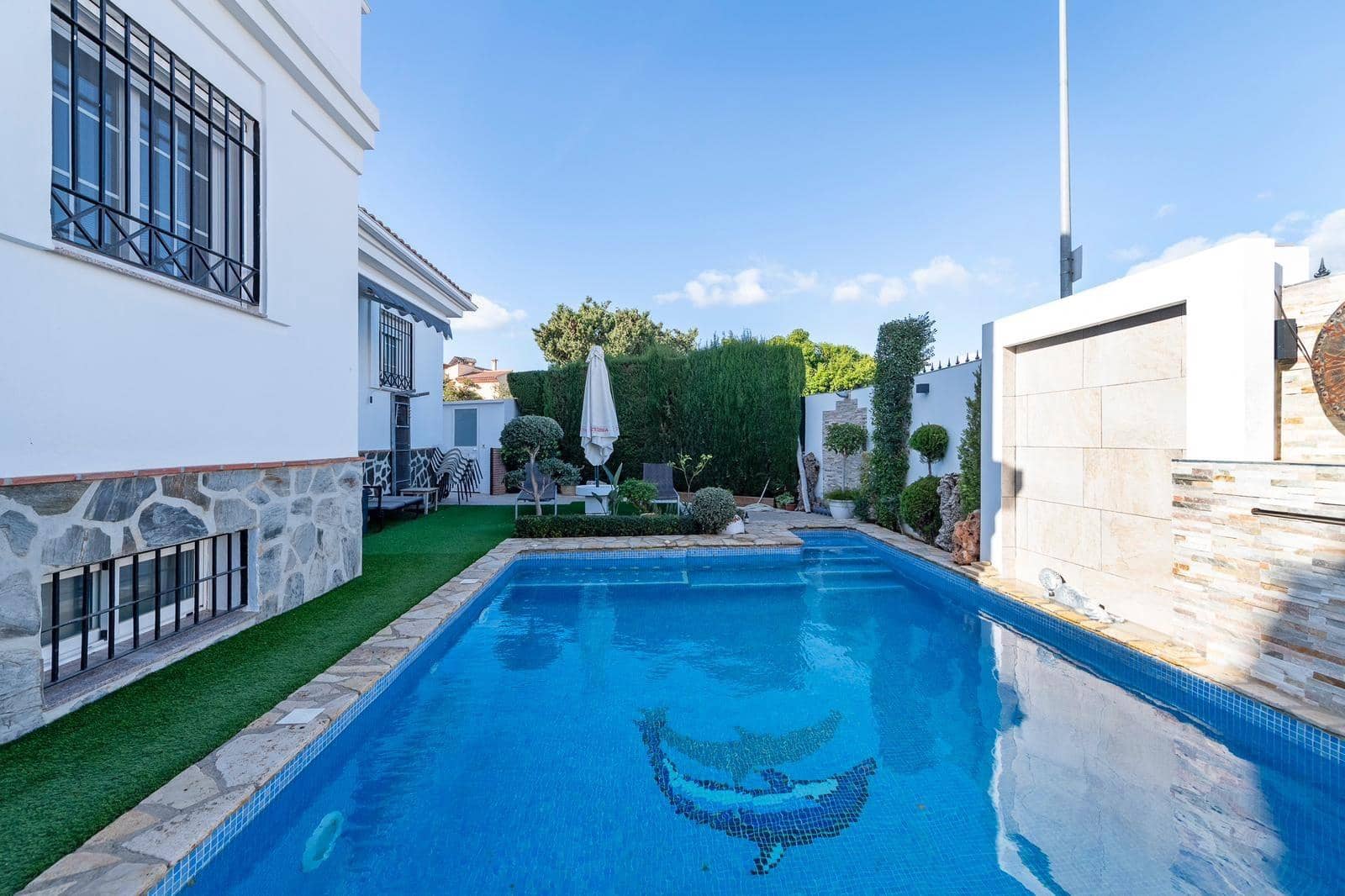 6 soveværelse Villa til salg i Alhaurin de la Torre med swimmingpool garage - € 690.000 (Ref: 9341263)