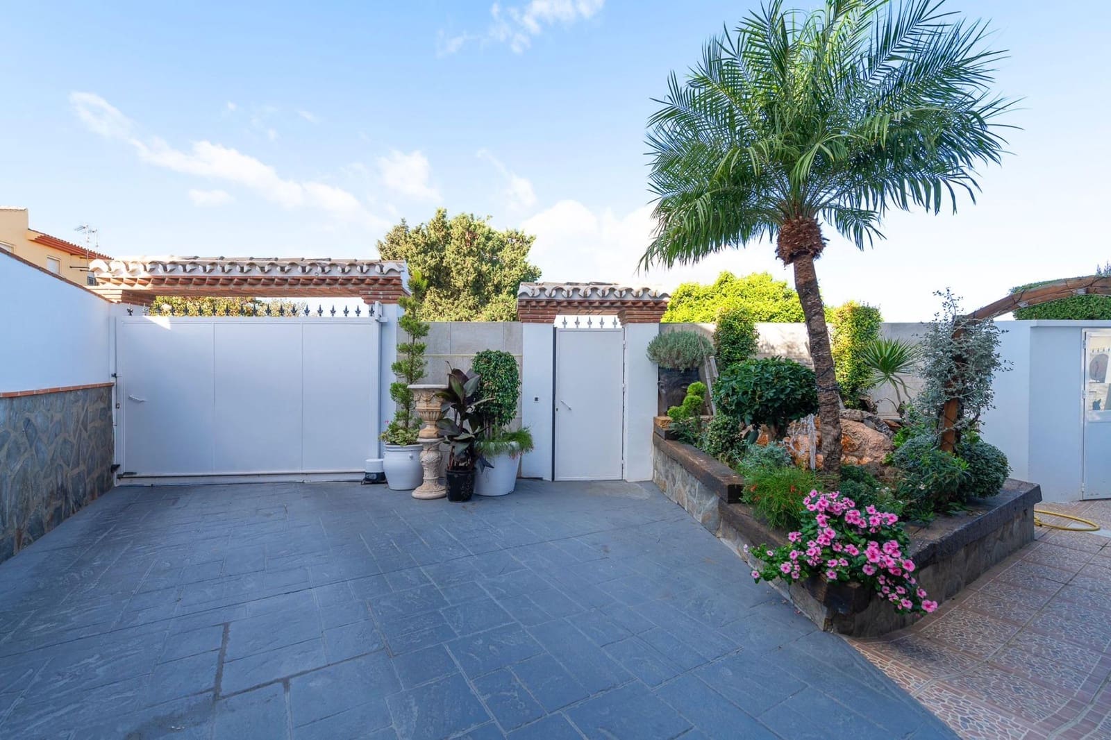 6 soveværelse Villa til salg i Alhaurin de la Torre med swimmingpool garage - € 690.000 (Ref: 9341263)