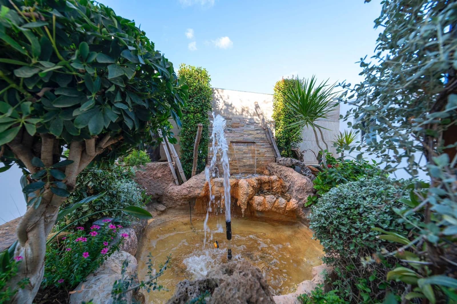 6 soveværelse Villa til salg i Alhaurin de la Torre med swimmingpool garage - € 690.000 (Ref: 9341263)