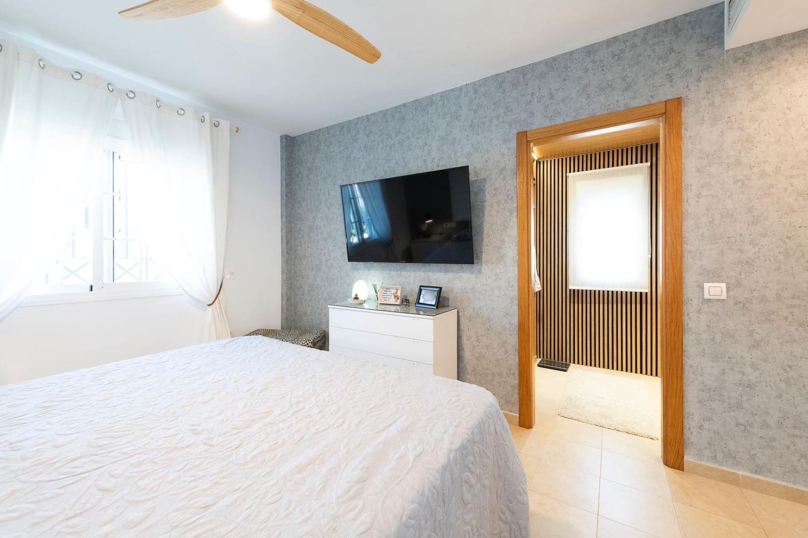 6 soveværelse Villa til salg i Alhaurin de la Torre med swimmingpool garage - € 690.000 (Ref: 9341263)