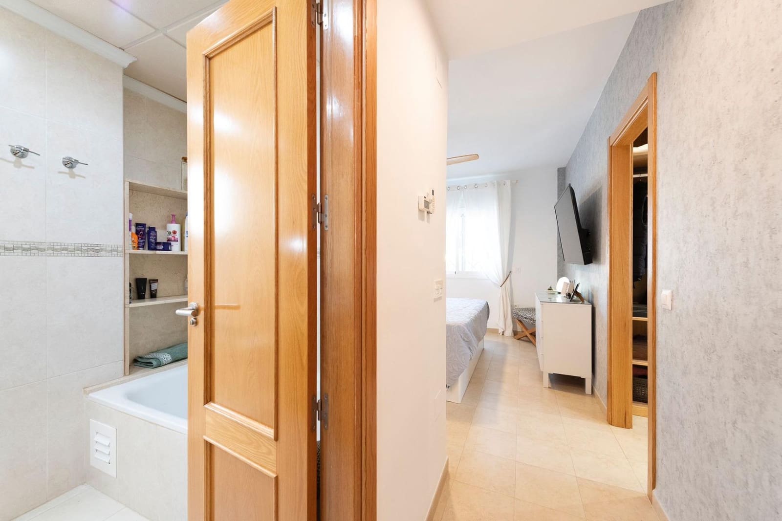 6 soveværelse Villa til salg i Alhaurin de la Torre med swimmingpool garage - € 690.000 (Ref: 9341263)