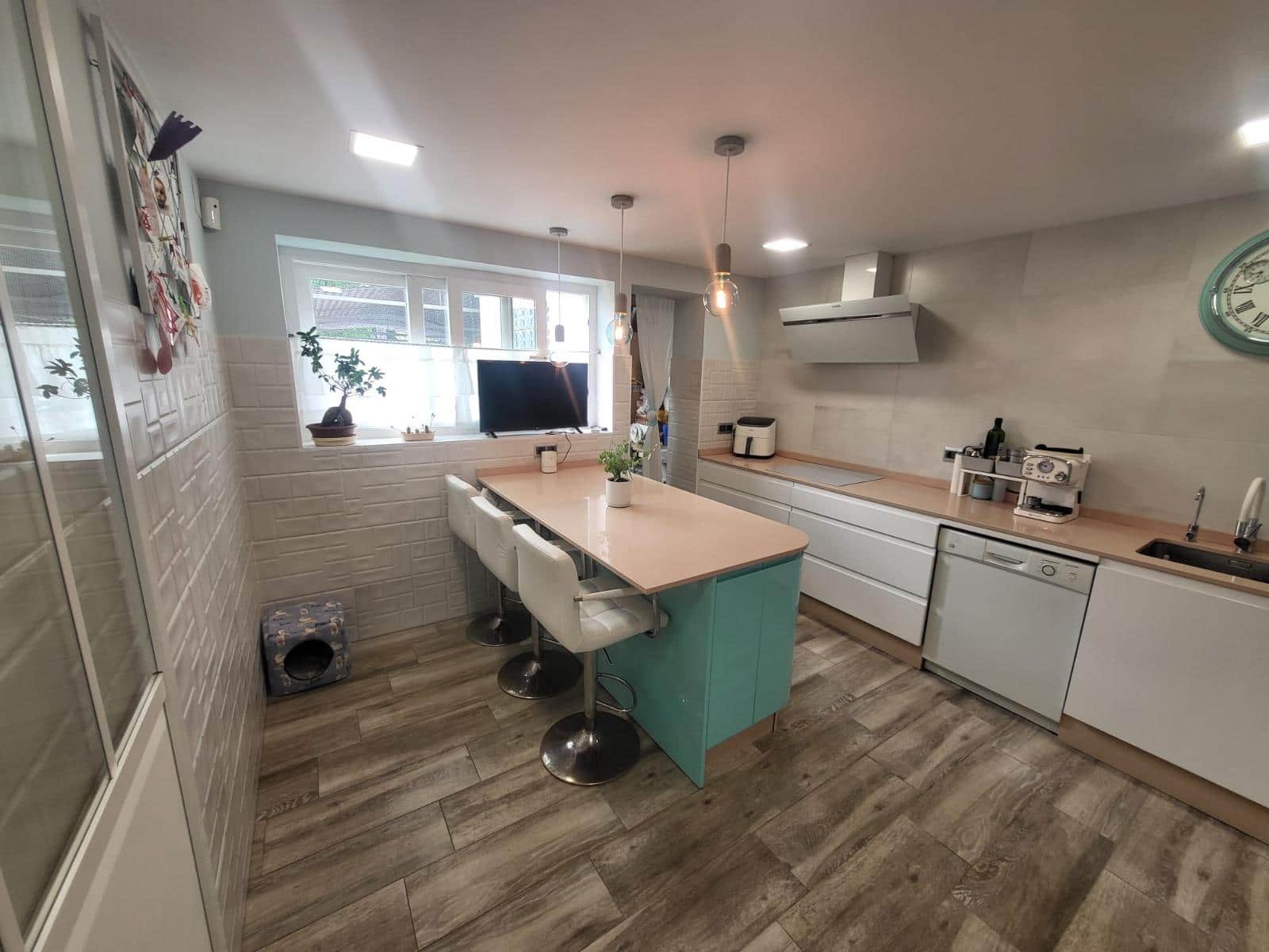 3 soveværelse Rækkehus til salg i Alhaurin de la Torre med swimmingpool garage - € 530.000 (Ref: 9349638)