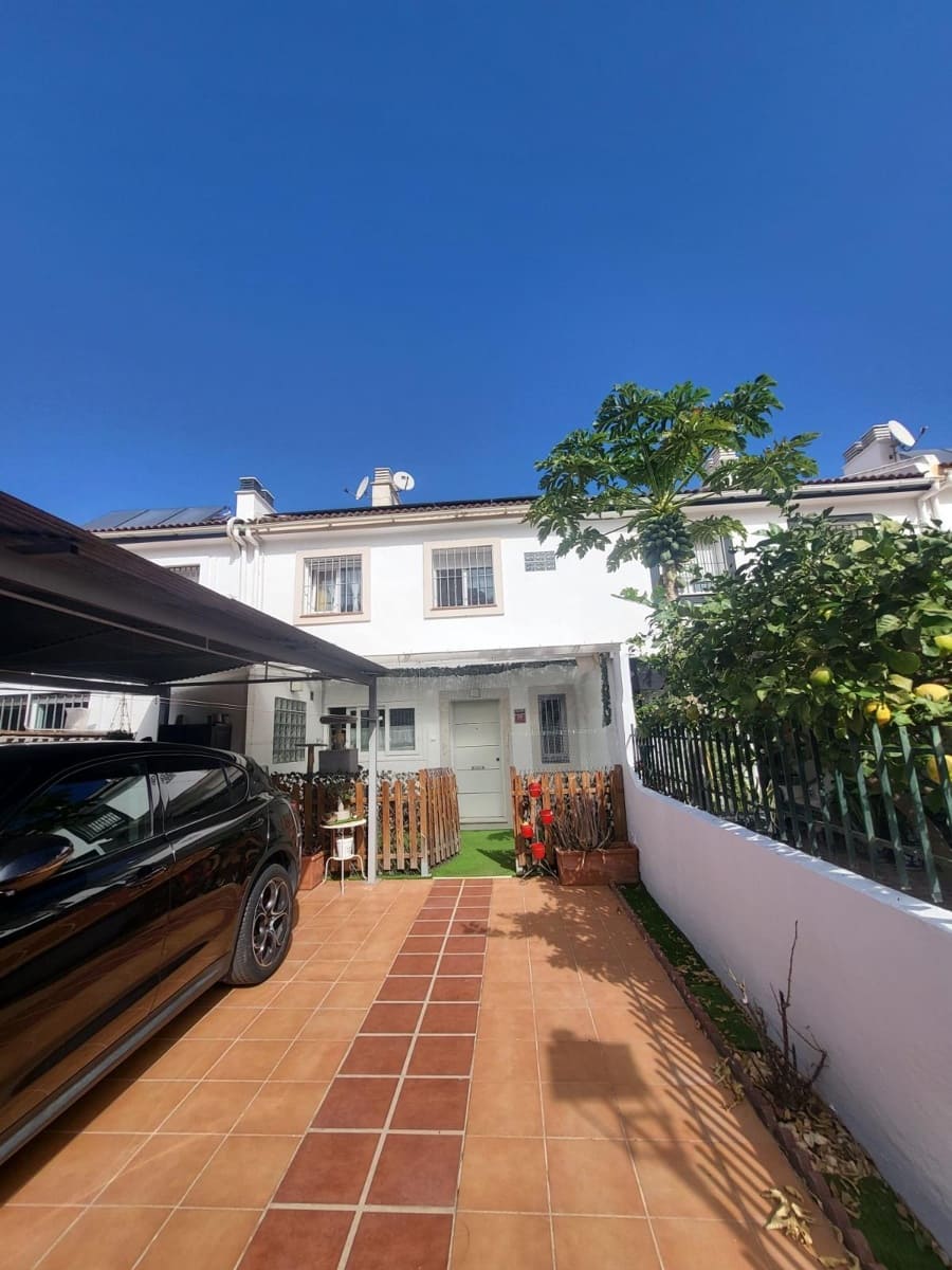 3 soveværelse Rækkehus til salg i Alhaurin de la Torre med swimmingpool garage - € 530.000 (Ref: 9349638)