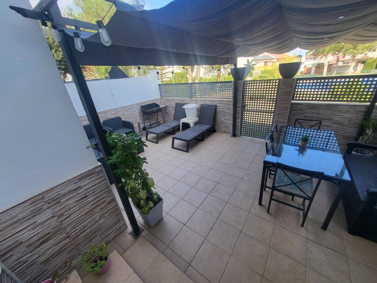 3 soveværelse Rækkehus til salg i Alhaurin de la Torre med swimmingpool garage - € 530.000 (Ref: 9349638)