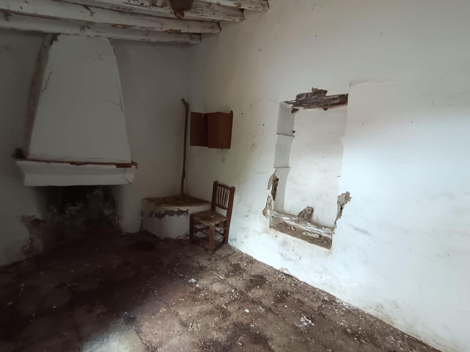 Grunde uden byggetilladelser til salg i Sedella - € 156.000 (Ref: 9359669)