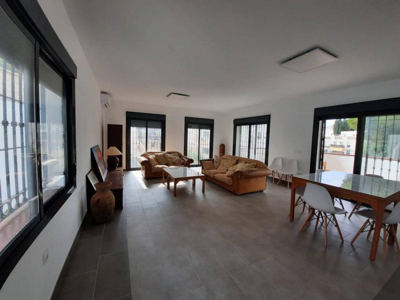 3 sypialnia Willa do wynajęcia w Rincon de la Victoria z garażem - 2 300 € (Ref: 9362392)