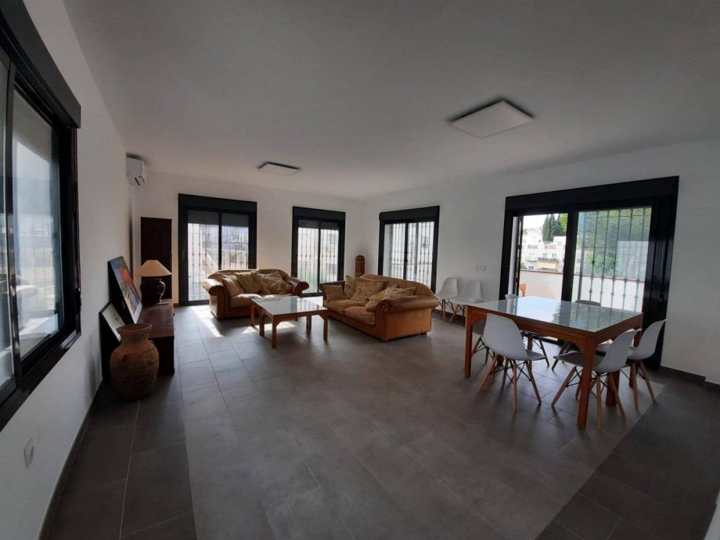 3 sypialnia Willa do wynajęcia w Rincon de la Victoria z garażem - 2 300 € (Ref: 9362392)