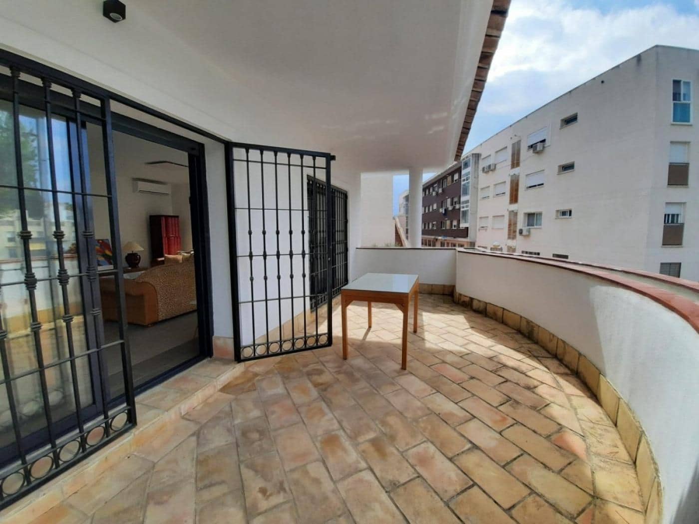 3 sypialnia Willa do wynajęcia w Rincon de la Victoria z garażem - 2 300 € (Ref: 9362392)