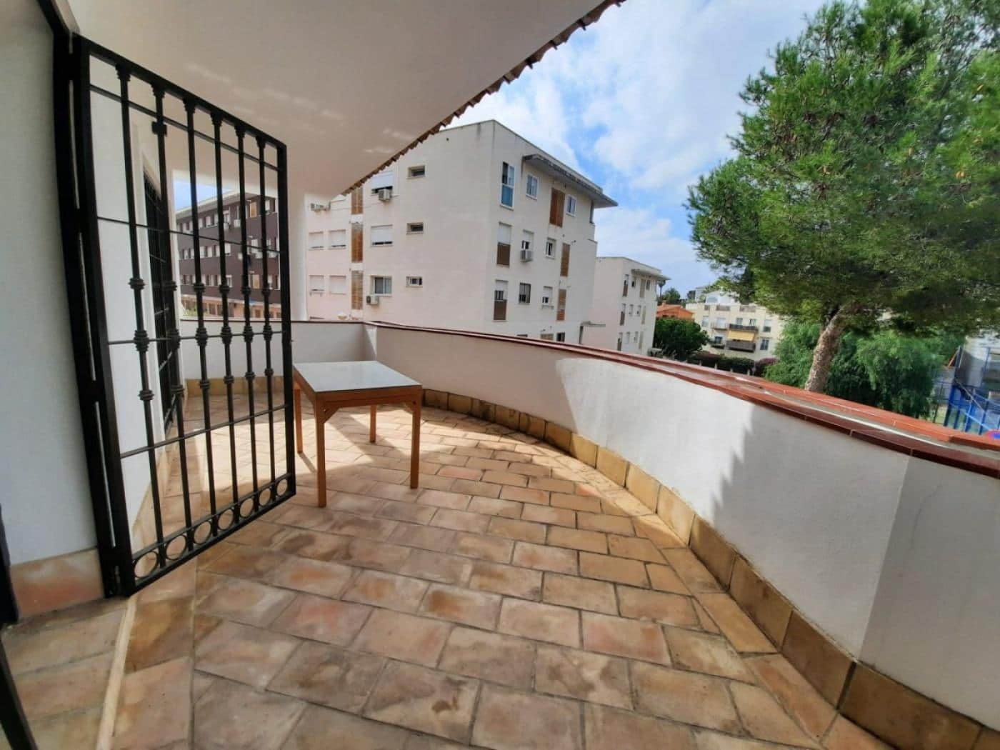 3 sypialnia Willa do wynajęcia w Rincon de la Victoria z garażem - 2 300 € (Ref: 9362392)