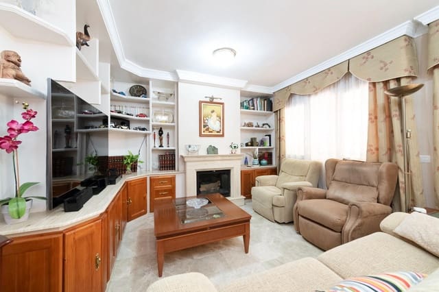 4 camera da letto Villetta a Schiera in vendita in Churriana, Malaga città con piscina garage - 445.000 € (Rif: 9367633)