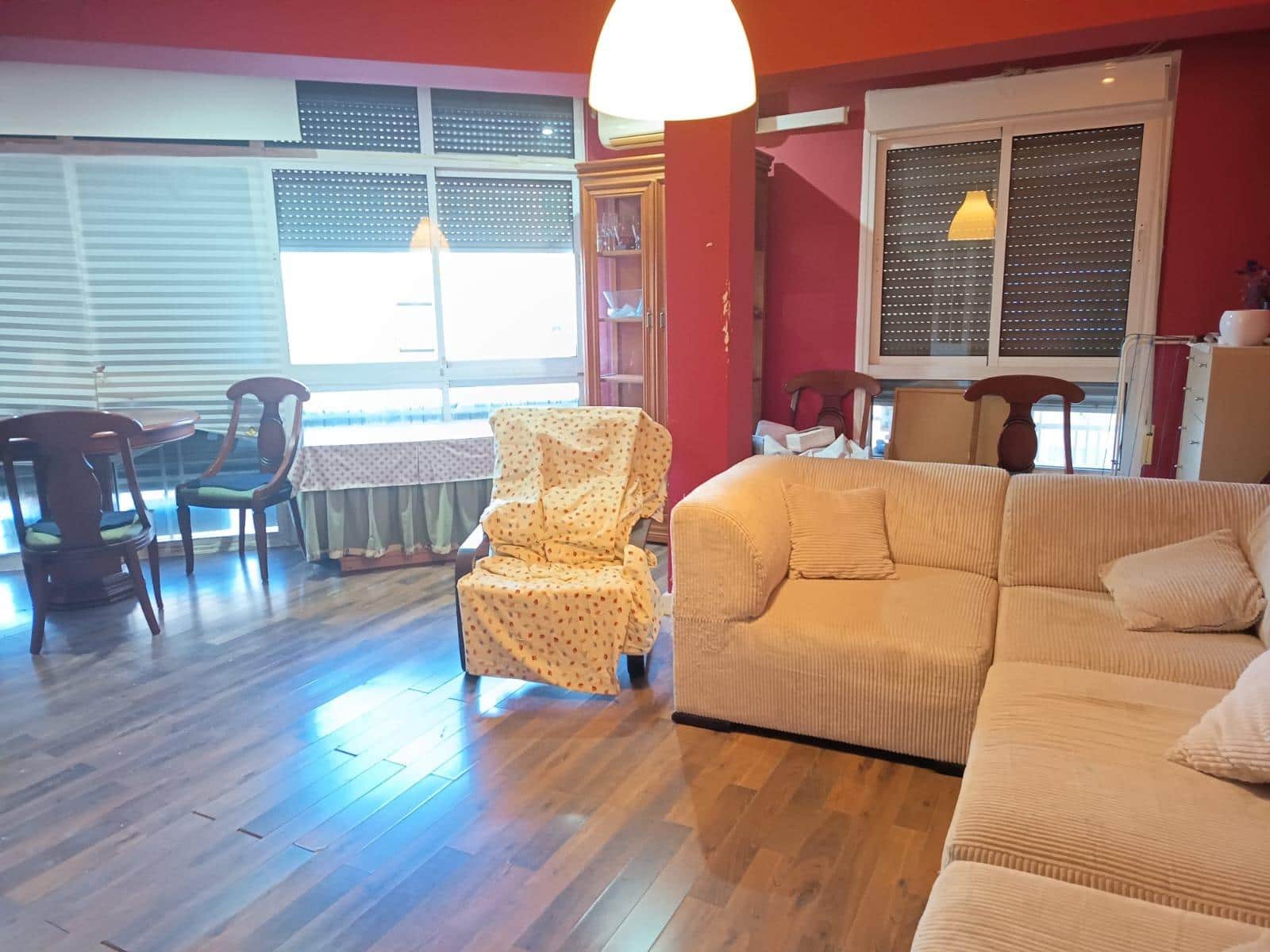 3 bedroom Flat for sale in Malaga city - € 360,000 (Ref: 9367634)