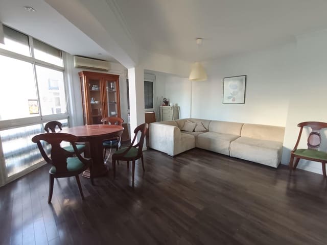 3 soveværelse Lejlighed til salg i Málaga by - € 350.000 (Ref: 9367634)