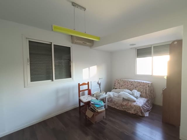 3 soveværelse Lejlighed til salg i Málaga by - € 350.000 (Ref: 9367634)