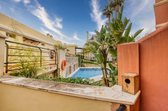 Studio til salgs i Rincón de la Victoria - € 175 000 (Ref: 9374213)