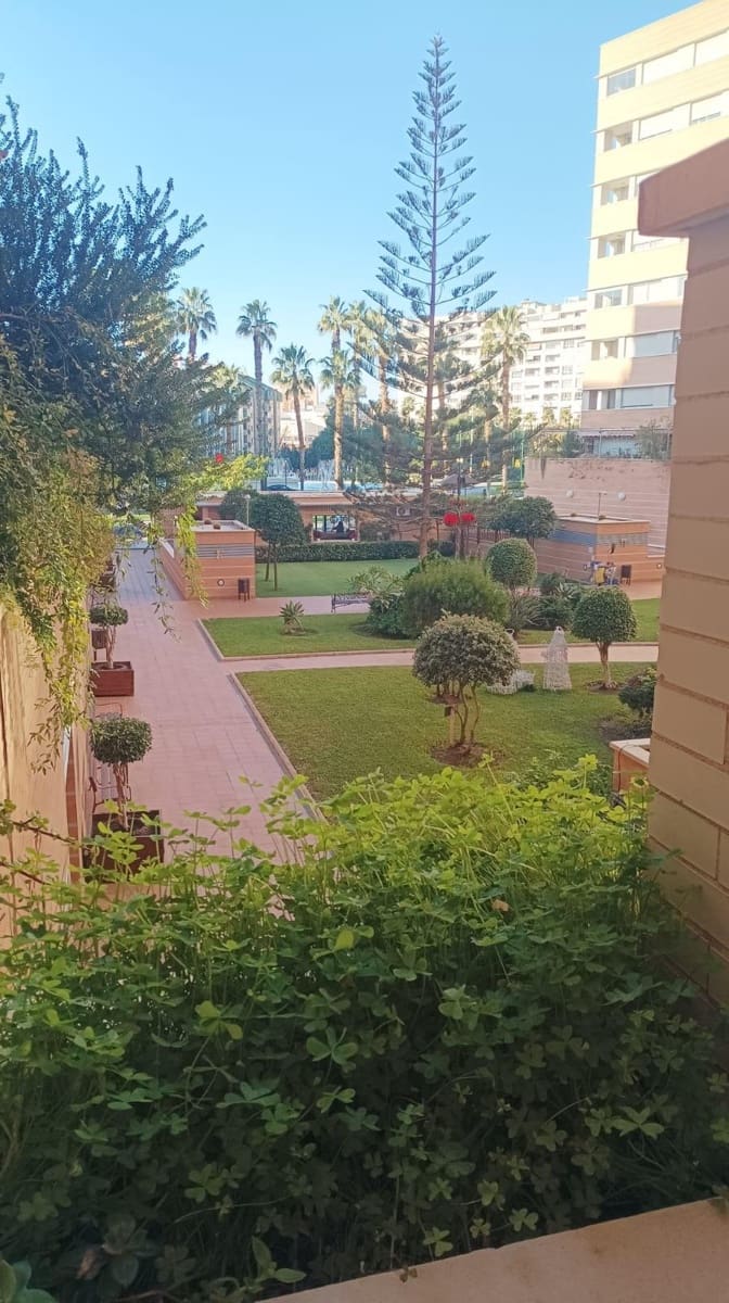 2 Zimmer Wohnung zu verkaufen in Malaga Stadt mit Garage - 420.000 € (Ref: 9387992)