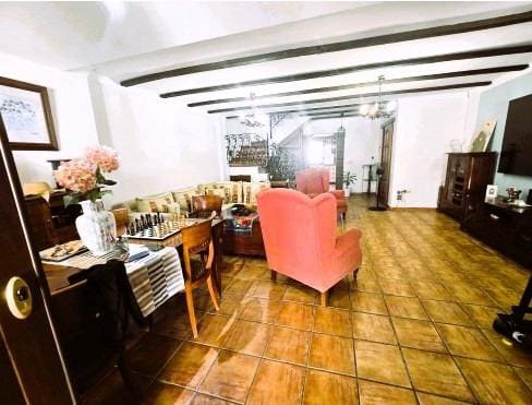 3 slaapkamer Rijtjeshuis te koop in Alhaurín de la Torre met zwembad - € 439.000 (Ref: 9390960)