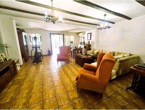 3 slaapkamer Rijtjeshuis te koop in Alhaurín de la Torre met zwembad - € 439.000 (Ref: 9390960)