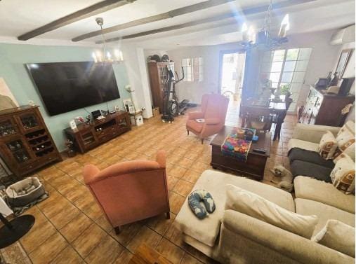 3 sovrum Radhus till salu i Alhaurin de la Torre med pool - 439 000 € (Ref: 9390960)