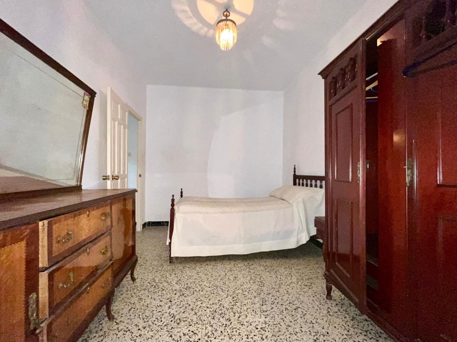 3 soveværelse Rækkehus til salg i Alhaurin el Grande med swimmingpool garage - € 245.000 (Ref: 9390961)