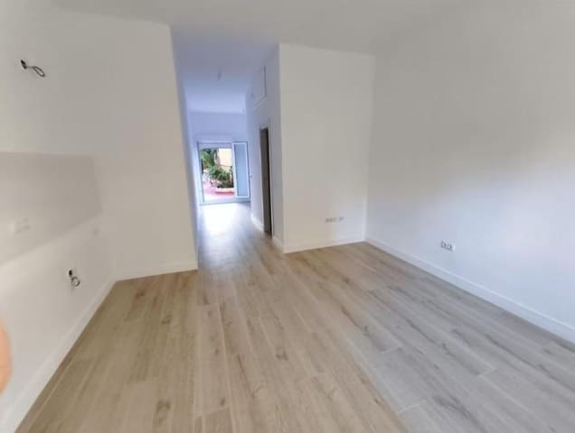 Loft zu verkaufen in Cruz de Humilladero, Málaga Stadt - 185.000 € (Ref: 9398576)