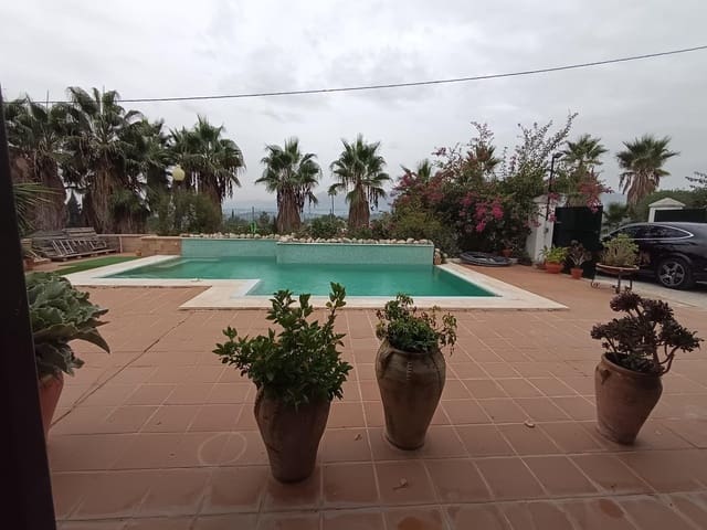 4 sypialnia Finka/Dom wiejski na sprzedaż w Alhaurín el Grande z basenem - 370 000 € (Ref: 9401165)