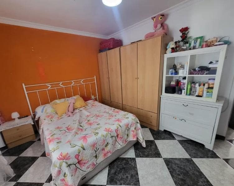 4 soverom Leilighet til salgs i Malaga by - € 299 000 (Ref: 9401168)