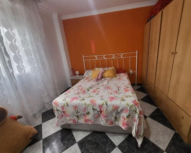 4 soverom Leilighet til salgs i Malaga by - € 299 000 (Ref: 9401168)