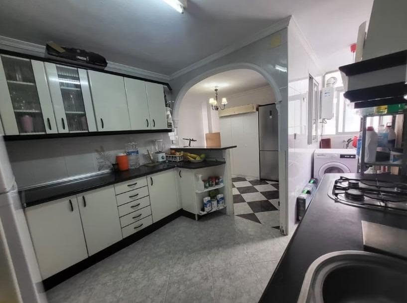 4 soverom Leilighet til salgs i Malaga by - € 299 000 (Ref: 9401168)