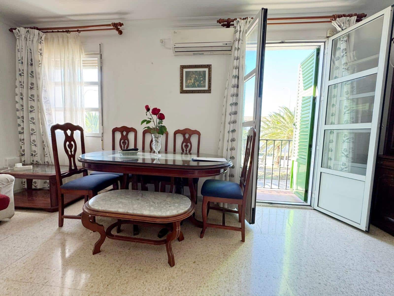 4 sovrum Lägenhet till salu i Malaga stad - 279 000 € (Ref: 9406931)