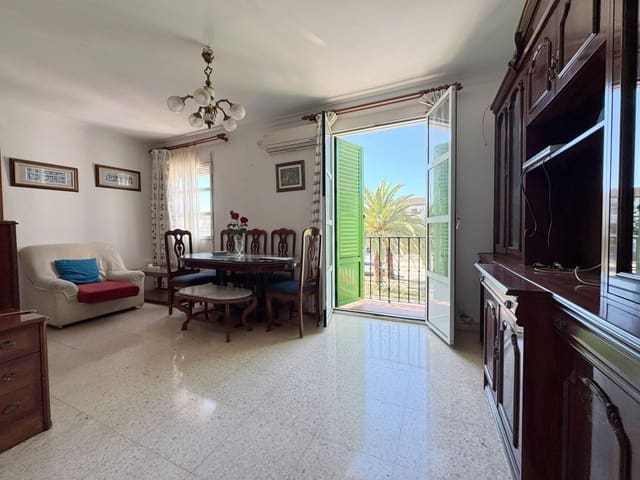 4 soverom Leilighet til salgs i Ciudad Jardín, Málaga by - € 279 000 (Ref: 9406931)