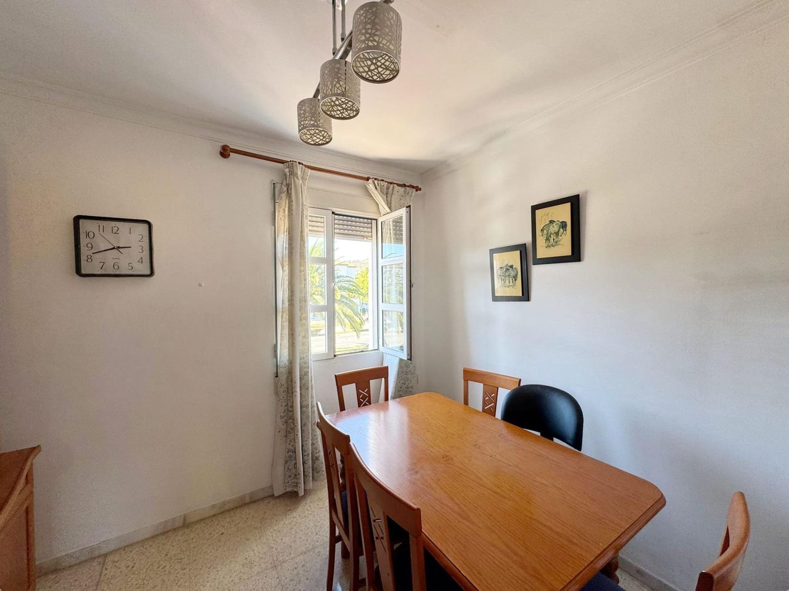 4 sovrum Lägenhet till salu i Malaga stad - 279 000 € (Ref: 9406931)