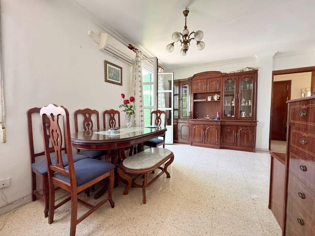 4 sypialnia Mieszkanie na sprzedaż w Ciudad Jardín, Miasto Málaga - 279 000 € (Ref: 9406931)