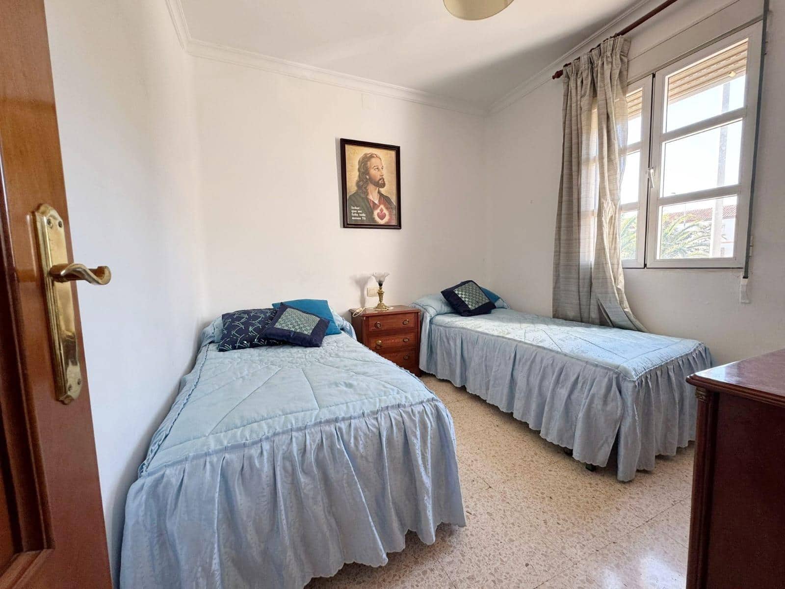 Piso de 4 habitaciones en Málaga ciudad en venta - 279.000 € (Ref: 9406931)