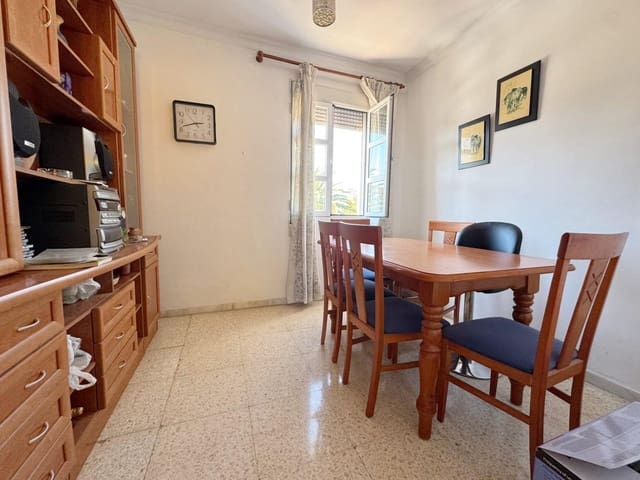 4 sypialnia Mieszkanie na sprzedaż w Ciudad Jardín, Miasto Málaga - 279 000 € (Ref: 9406931)