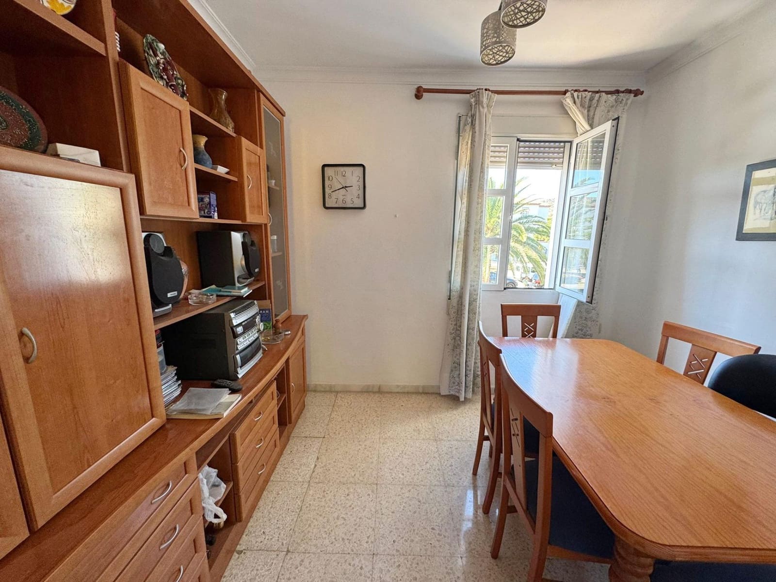 Piso de 4 habitaciones en Málaga ciudad en venta - 279.000 € (Ref: 9406931)