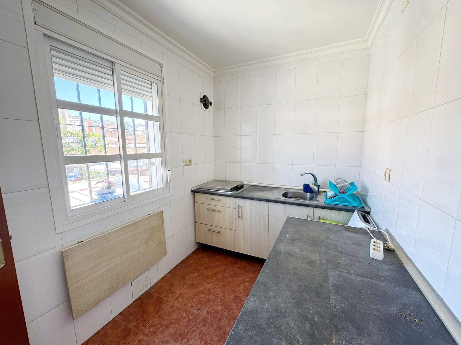 Piso de 4 habitaciones en Málaga ciudad en venta - 279.000 € (Ref: 9406931)