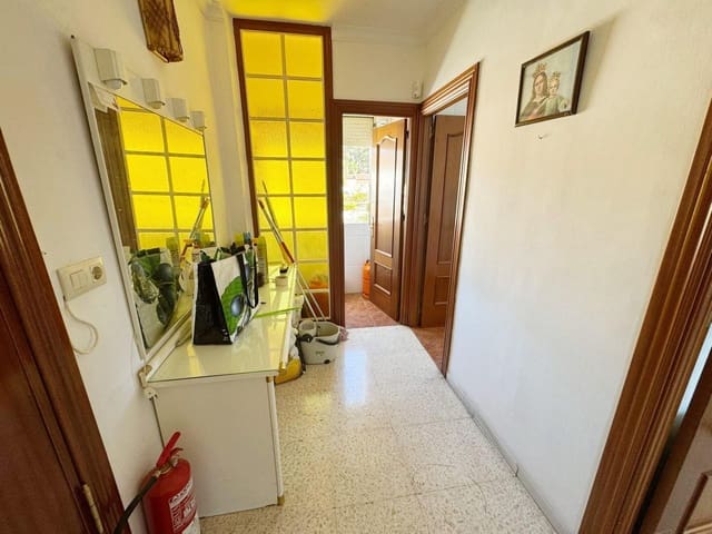 4 sypialnia Mieszkanie na sprzedaż w Ciudad Jardín, Miasto Málaga - 279 000 € (Ref: 9406931)