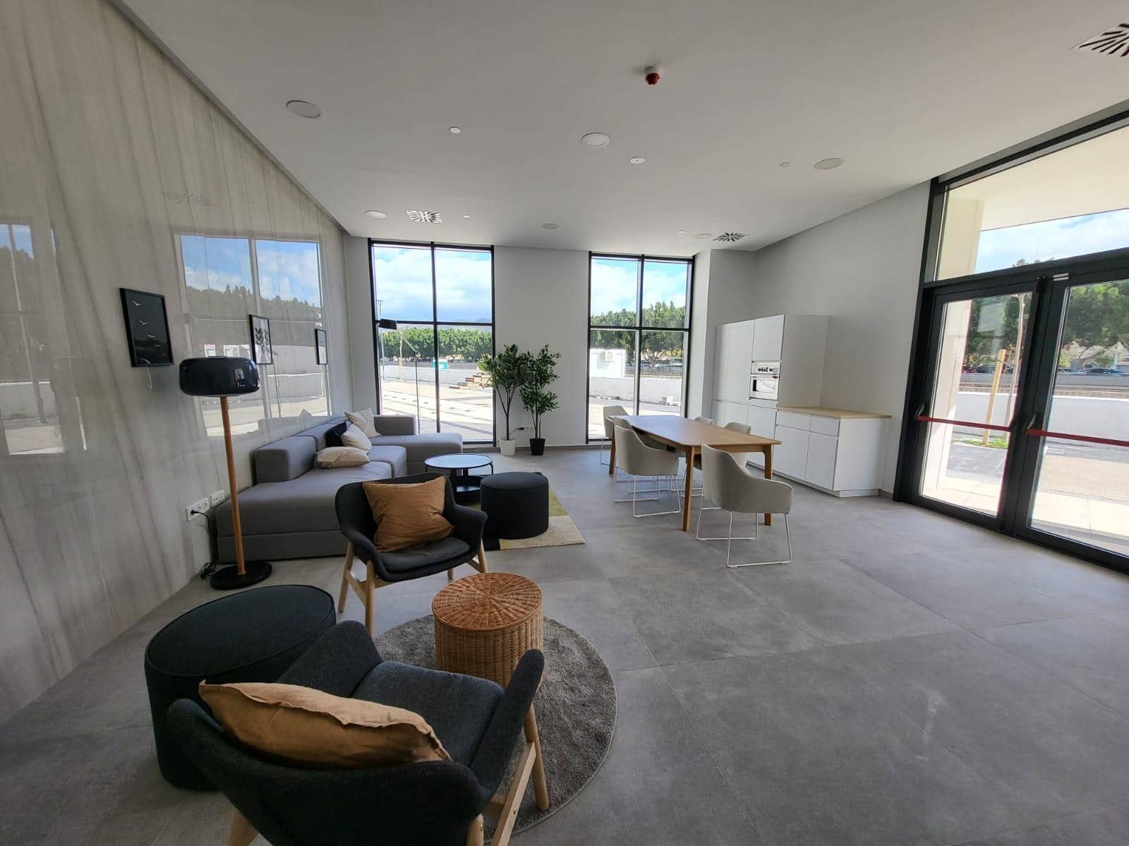 1 soveværelse Lejlighed til salg i Malaga by med swimmingpool - € 320.000 (Ref: 9414186)