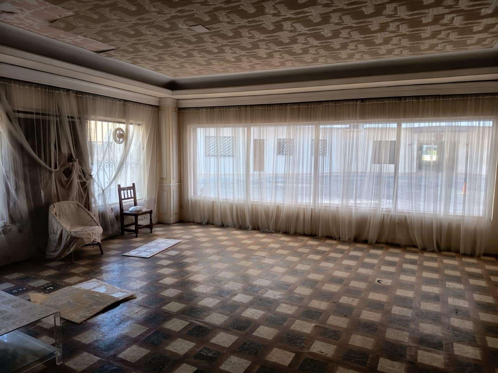 Commercieel te koop in Torremolinos met zwembad - € 182.000 (Ref: 9414187)