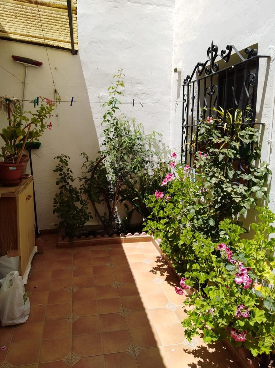 3 soveværelse Byhus til salg i Malaga by - € 375.000 (Ref: 9414189)