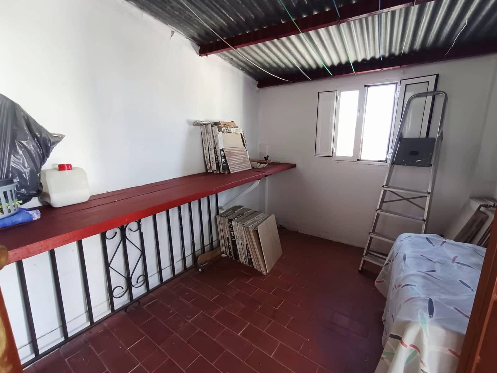 5 bedroom Townhouse for sale in Canillas de Aceituno - € 150,000 (Ref: 9419859)