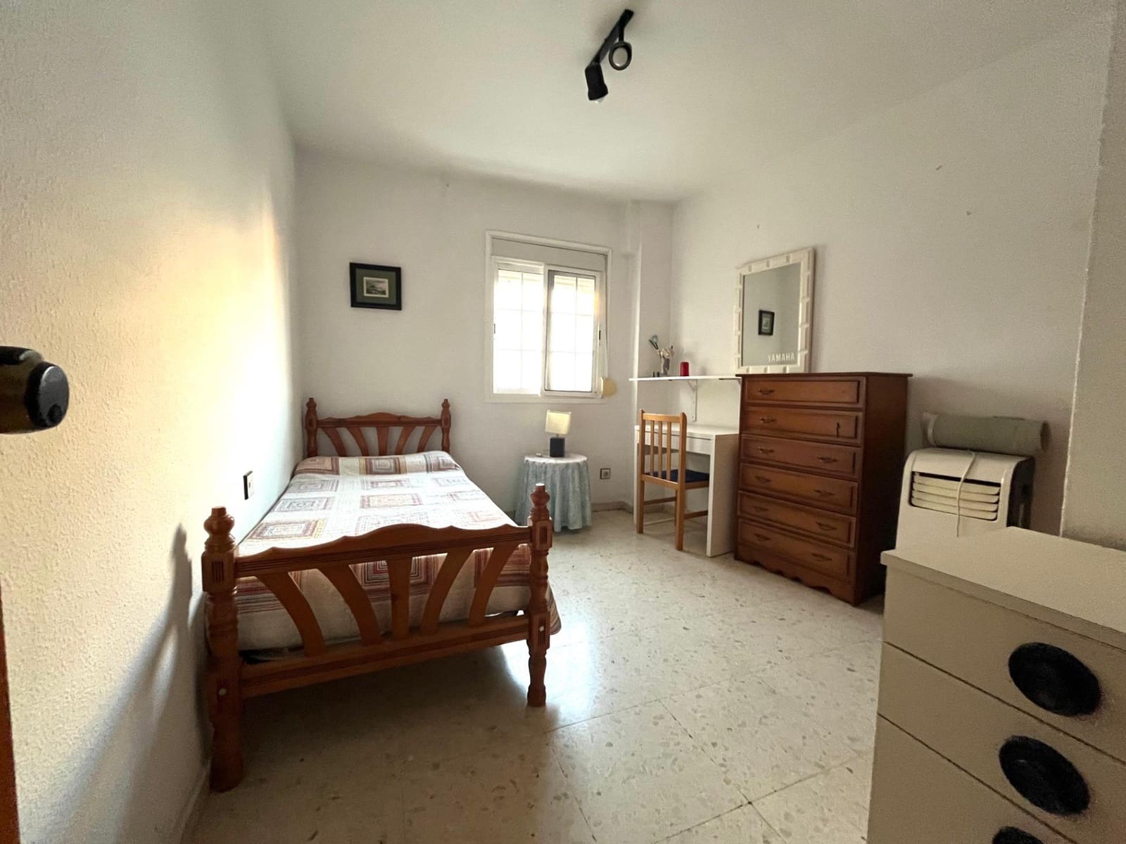 4 slaapkamer Flat te koop in Malaga stad - € 400.000 (Ref: 9431343)