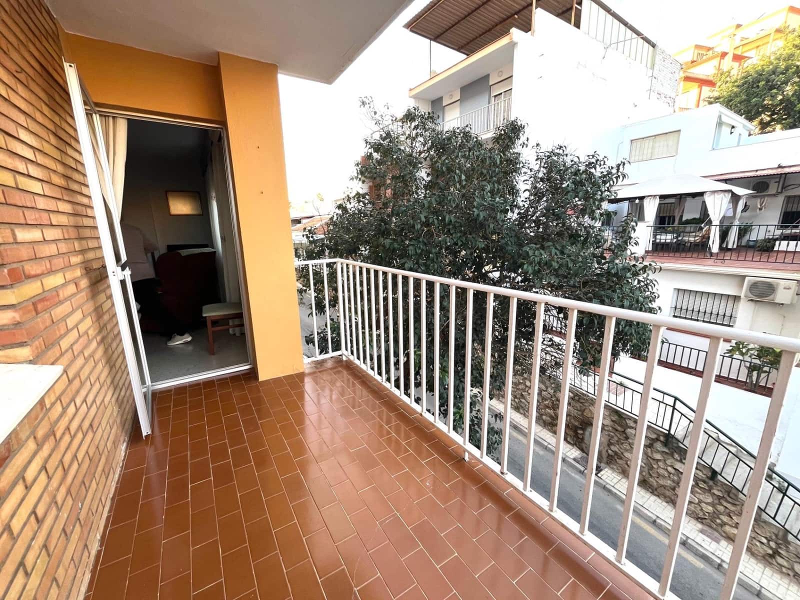 4 slaapkamer Flat te koop in Malaga stad - € 400.000 (Ref: 9431343)